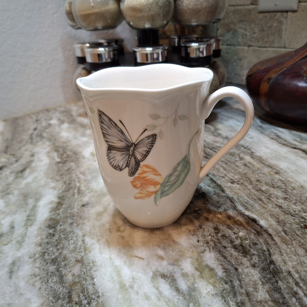 Lenox White and Orange Butterfly Mug